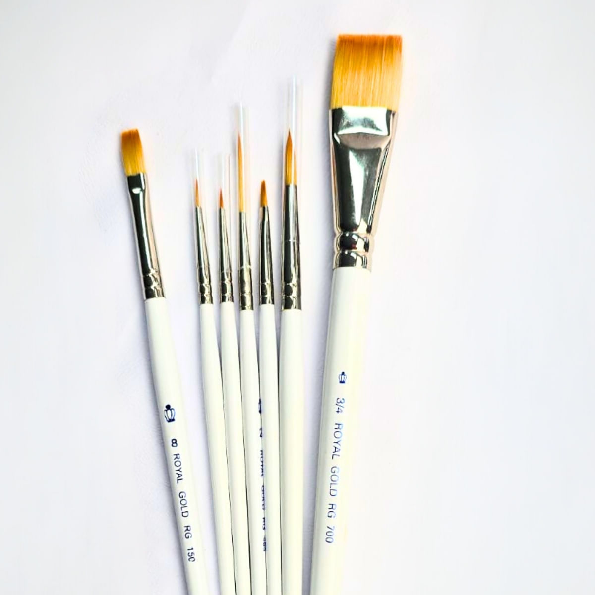 Kit-Pinceis-Brancos-com-7-Pecas-Royal-Gold-Brush-Sets-Acrilico-Royal-e-Langnickel---RSET-TK7-3